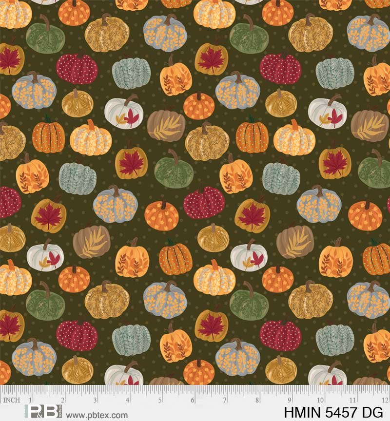 Harvest Minis – Pumpkins on Green Fabric