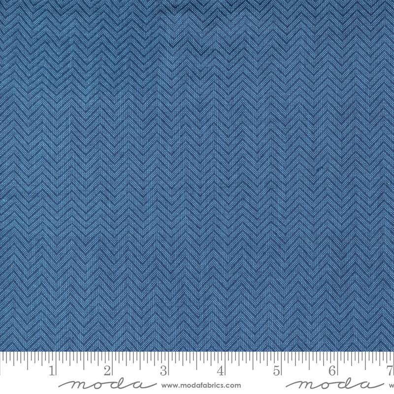 Denim & Daisies Wovens – Blue Jeans Chevron Fat 1/4