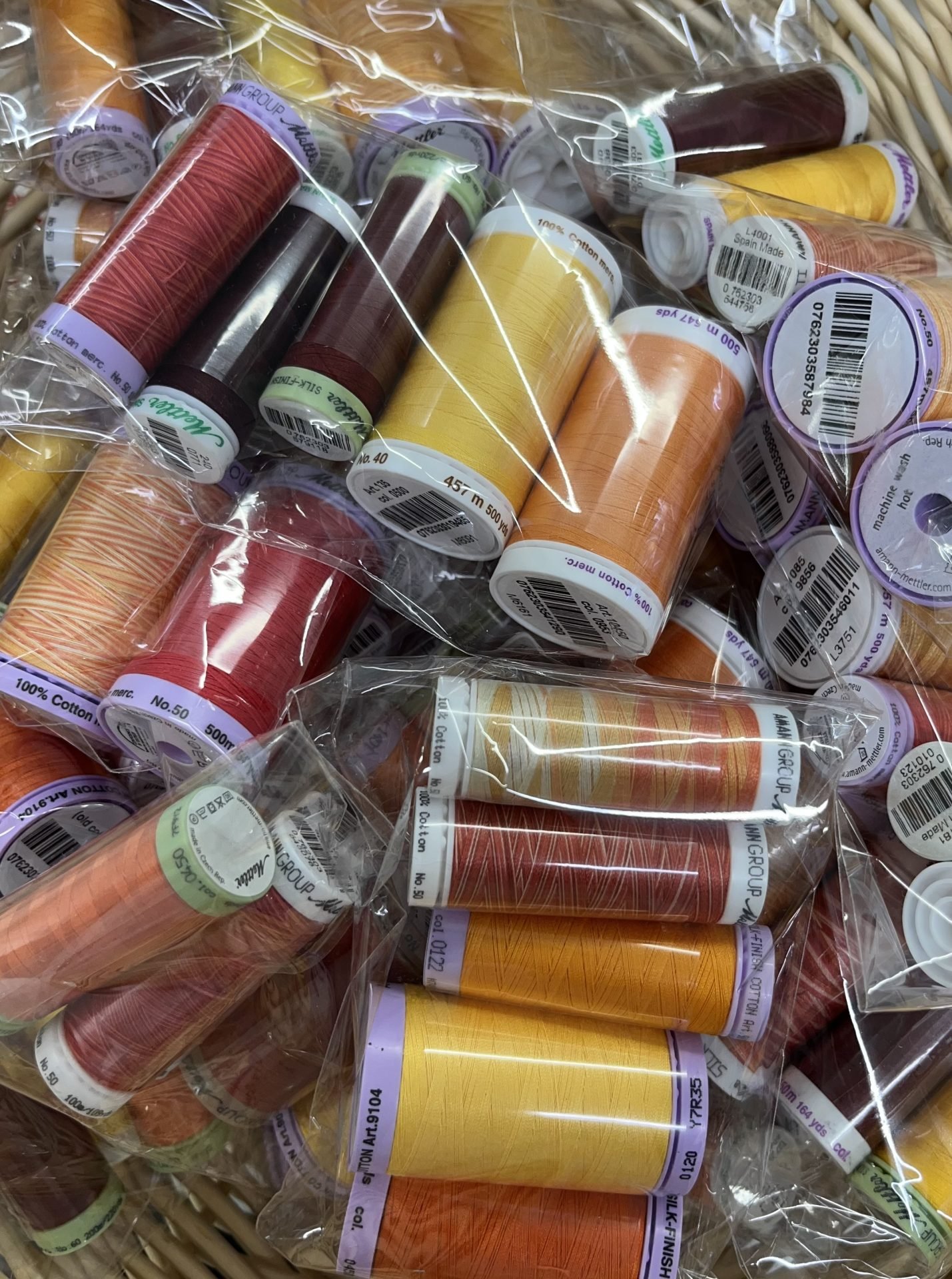 Mettler Thread Lucky Dip Pack – Fire