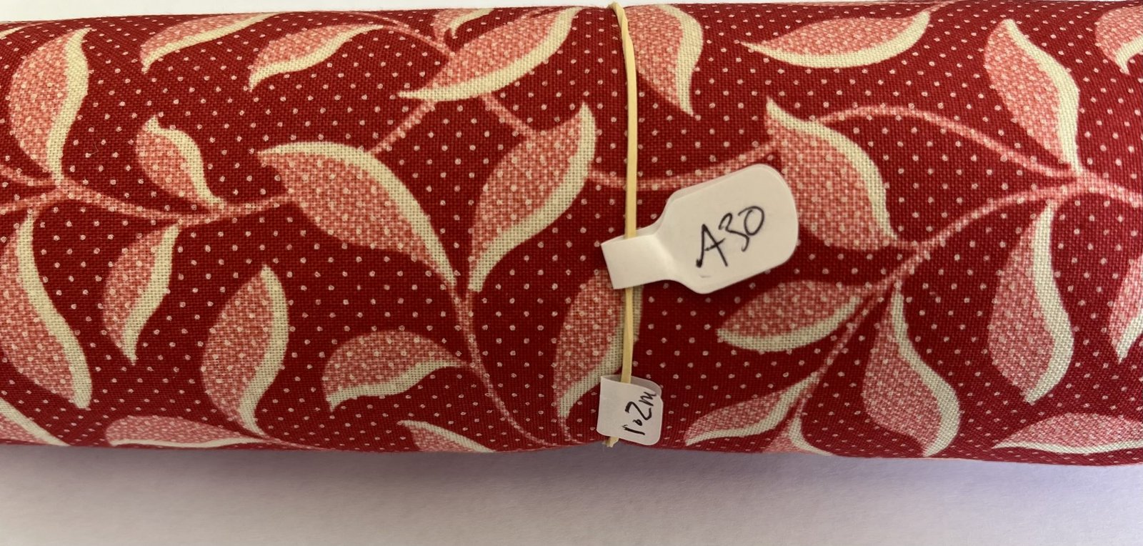 A30 – Red and Pink Leaves