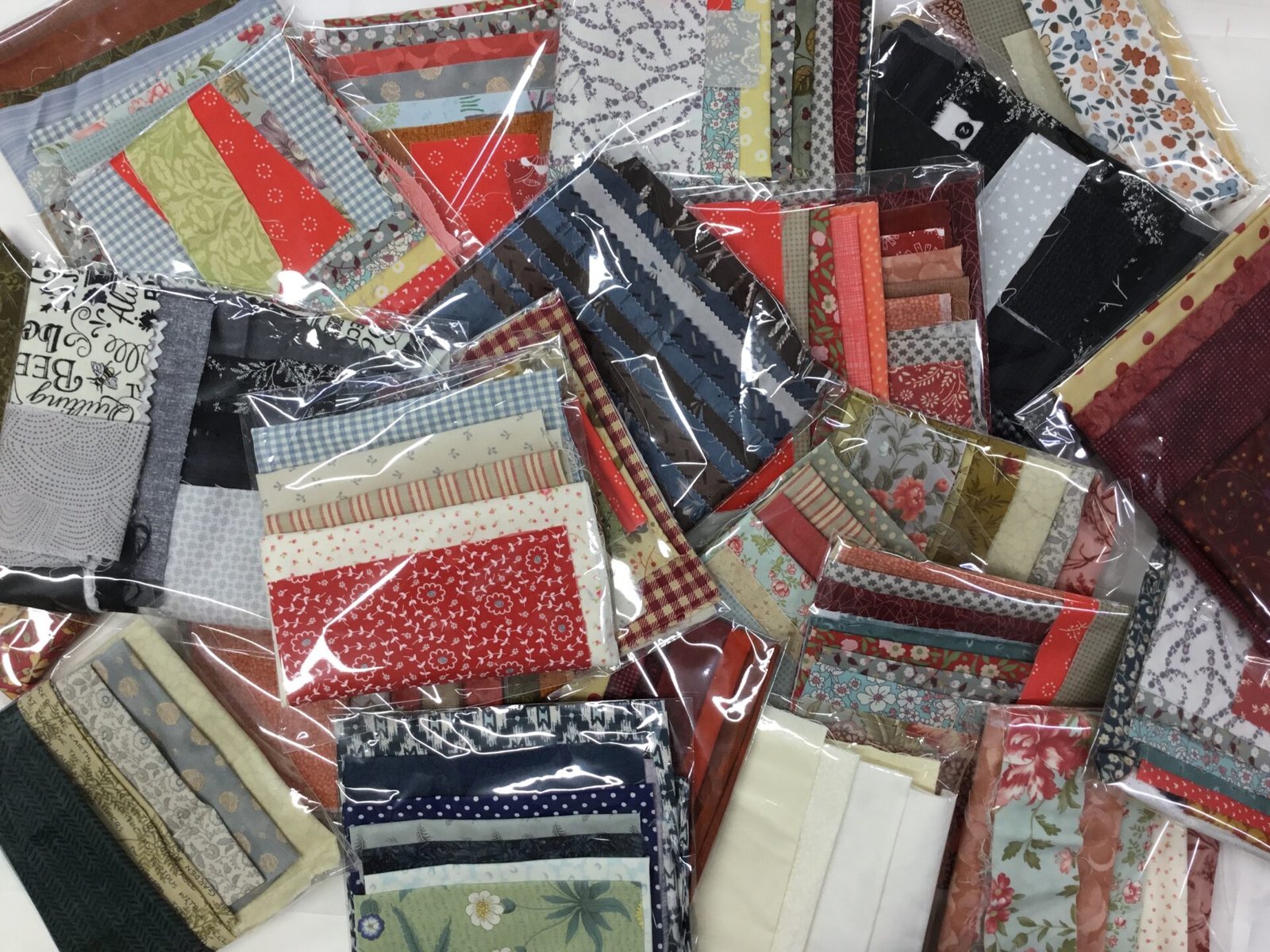 Assorted Fabrics Lucky Dip Scrap Bags – 5 for the price of 4 – while stocks last