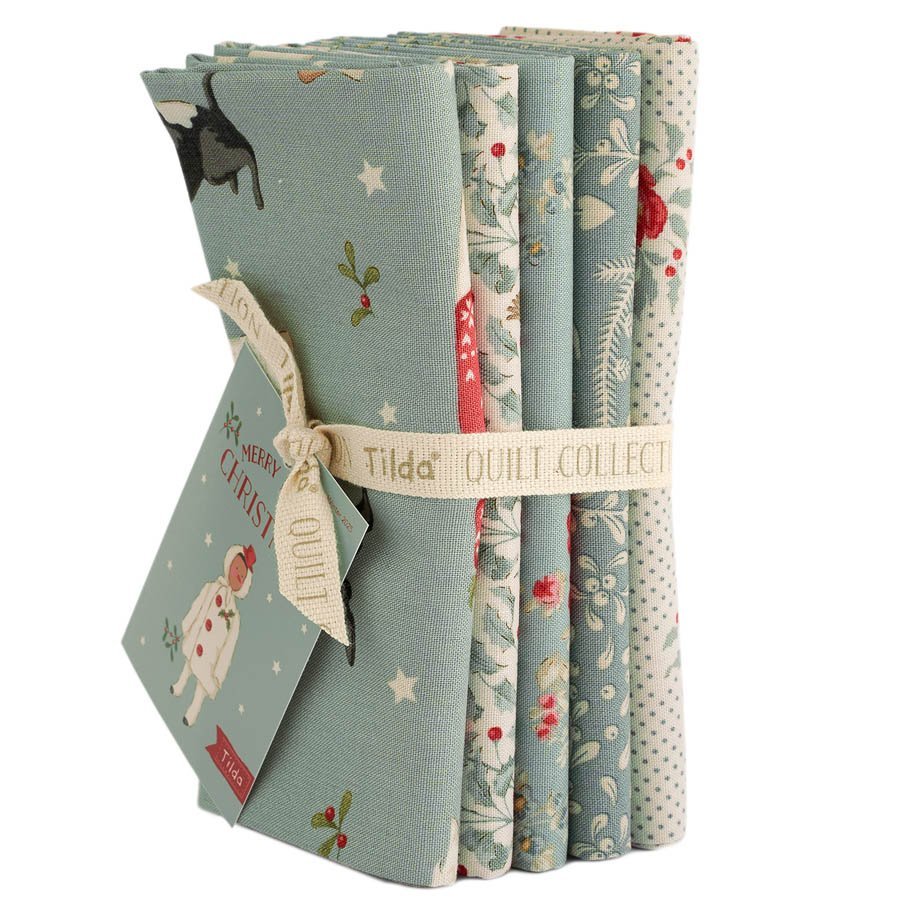 Tilda Merry Little Christmas – Fat Quarter Bundle, Duck Egg (5 fabrics) (Pre-order July 2027)