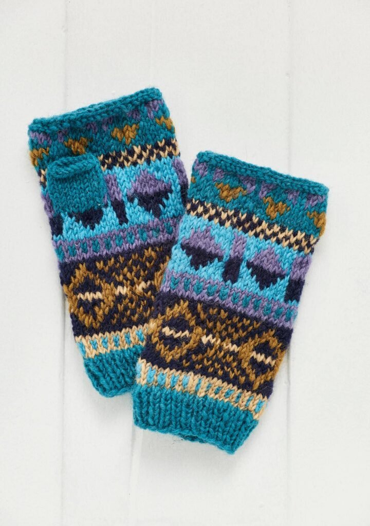iona handwarmers hand knitted 2